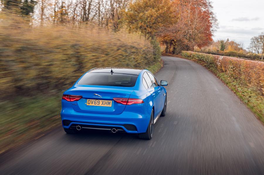  Jaguar XE R-Dynamic Reims Edition 2020 года  (UK) (фото 14 из 84)